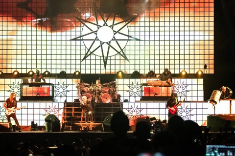 Grup band Slipknot tampil pada hari ke-2 Hammersonic 2023 di Pantai Karnaval Ancol, Jakarta, Minggu (19/3/2023). Foto: Muhammad Adimaja/Antara Foto