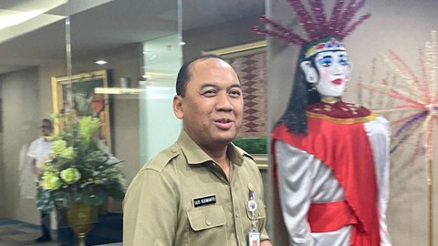 Asisten Kesra Sekda DKI Jakarta Uus Kuswanto usai menjalani fit and proper test calon Wali Kota Jakarta Barat di DPRD DKI Jakarta, Senin (20/3). Foto: Haya Syahira/kumparan