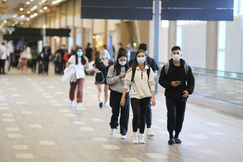 Ilustrasi penumpang di bandara AP I. Foto: AP I
