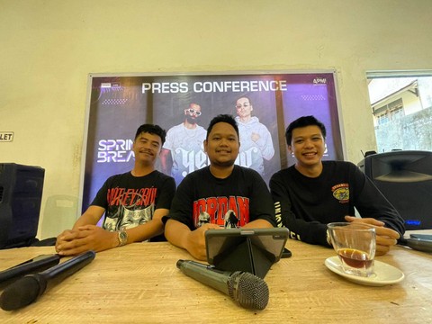 Raga Live menggelar konfrensi pers terkait pelaksanaan festival musik EDM 'Spring Break' yang menghadirkan Yellow Claw. Foto: Leo Prima/Hi!Pontianak 