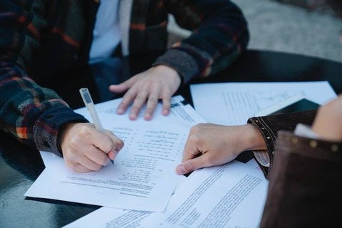 Ilustrasi kunci jawaban tema 8 kelas 6 halaman 111, sumber foto George Pak from Pexels