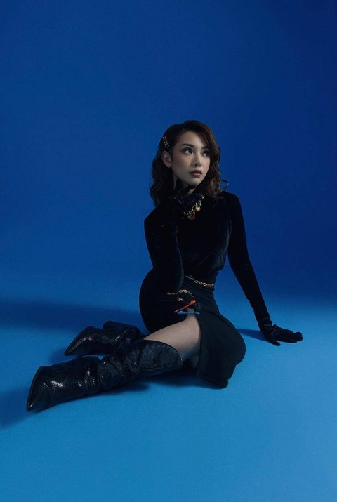 Penyanyi Angie Zelena. Foto: Dok. Sony Music