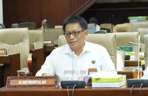 Pj Sekda DIY, Wiyos Santoso. Foto: Dok. DPRD DIY