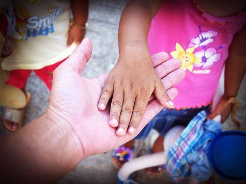Peduli terhadap generasi muda. Sumber: Pixabay
