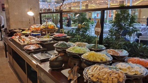 Menu buka puasa yang disuguhkan oleh hotel di Yogyakarta. Foto: Maria Wulan/Tugu Jogja