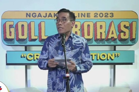 Staf Ahli KemenkopUKM, Rulli Nuryanto, ungkapkan pentingnya kemampuan UMKM berinovasi dan beradaptasi dalam event Gollaborasi 