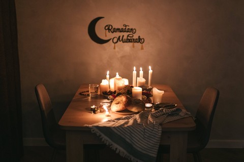 Ilustrasi artikel Puasa Ramadhan dilaksanakan oleh umat Islam selama satu bulan penuh. Sumber: pexels.com/Thirdman