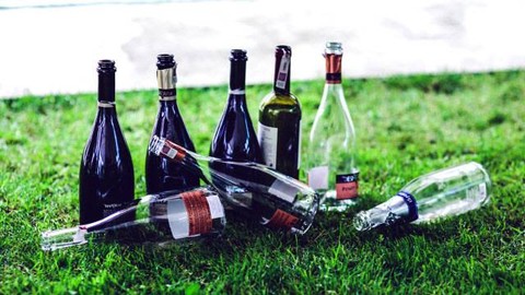 Ilustrasi minuman keras