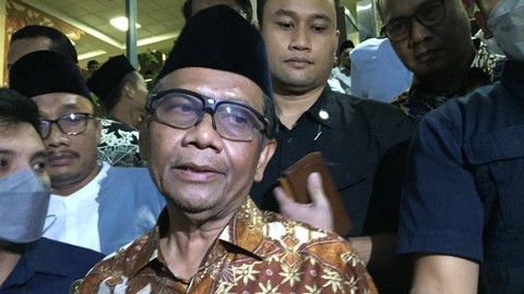 Menkopolhukam Mahfud MD saat di Masjid UIN Sunan Kalijaga Yogyakarta, Sabtu (1/4/2023). Foto: Arfiansyah Panji Purnandaru/kumparan
