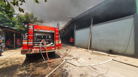 Truk pemadam kebakaran di Bantargebang. Dok: Ist.