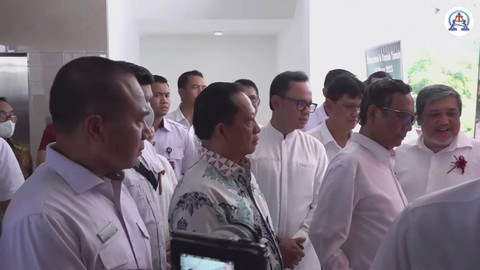 Menko Polhukam Mahfud MD bersama Mendagri Tito Karnavian dan Walikota Bogor Bima Arya menghadiri peresmian GKI Bogor Barat. Foto: Youtube/ GKI Pengadilan Bogor