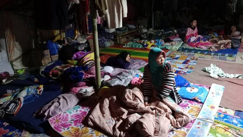 Sebanyak 20.154 kepala keluarga terdampak gempa bumi Cianjur, Jawa Barat masih tinggal dan menempati tenda pengungsian, Minggu (9/4/2023). Foto: Dok. Istimewa