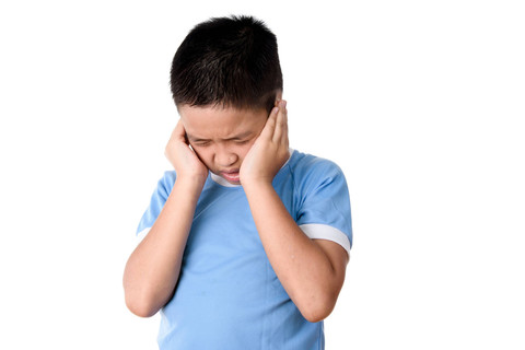 Ilustrasi anak mengalami gondongan. Foto: TinnaPong/Shutterstock