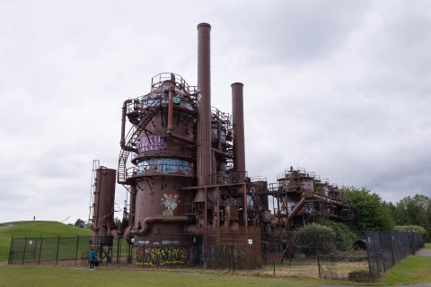 Ilustrasi Bidang Kegiatan Produksi, Foto Unsplash Leslie Cross