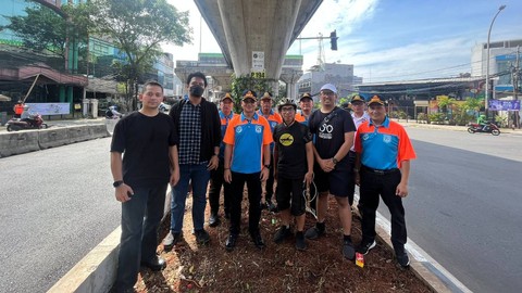 Dishub DKI Jakarta dan komunitas B2W usai mediasi soal penutupan jalur sepeda di simpang traffic light Santa, Jakarta Selatan. Foto: Haya Syahira/kumparan