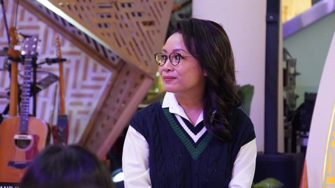 Chief Communications Officer Grab & OVO Mayang Schreiber, bercerita bagaimana teknologi membantu mengelola kesibukan. Foto: Jamal Ramadhan/kumparan