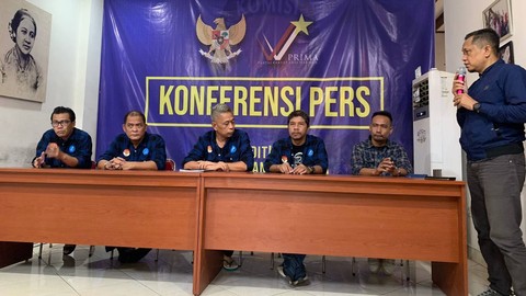 Konferensi pers Partai Prima terkait dugaan kecurangan terhadap verifikasi perbaikan oleh KPU di DPP Prima, Jakarta, Selasa (18/4/2023). Foto: Luthfi Humam/kumparan