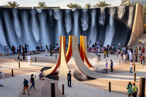  Ilustrasi masyarakat Dubai. Foto: Shutterstock