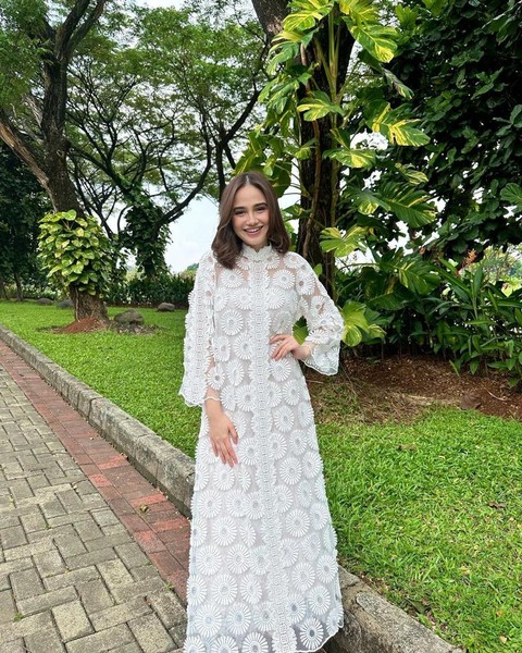 Penampilan Syifa Hadju di hari pertama Lebaran 2023. Foto: Instagram/@syifahadju