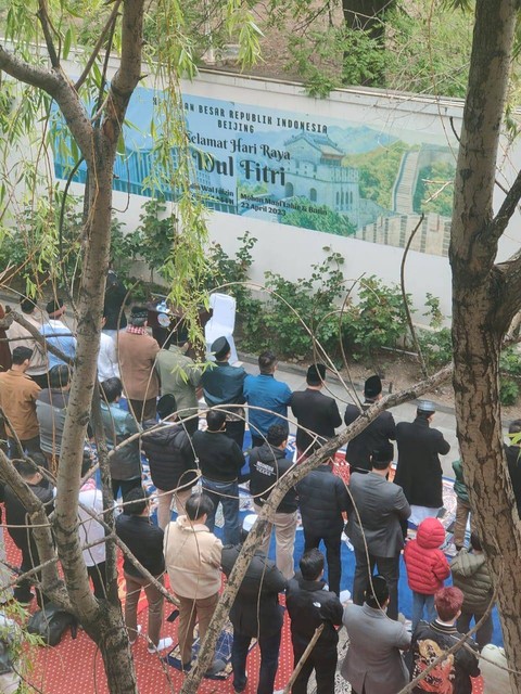 Warga Negara Indonesia rayakan Idul Fitri 1444 H di KBRI Beijing.  Foto: KBRI Beijing