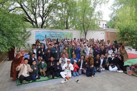 Warga Negara Indonesia rayakan Idul Fitri 1444 H di KBRI Beijing. Foto: KBRI Beijing