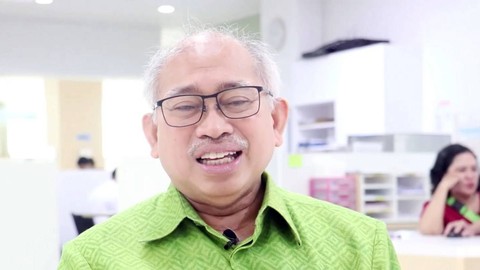 Ahli bedah Prof. dr. Zainal Muttaqin Ph.D, Sp.BS.
 Foto: Youtube/ SMC RS Telogorejo