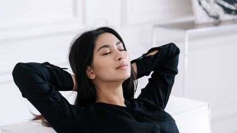 Ilustrasi perempuan. Foto: brizmaker/Shutterstock