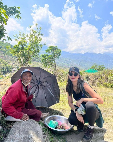 Luna Maya berlibur ke Bhutan. Foto: Instagram/@lunamaya