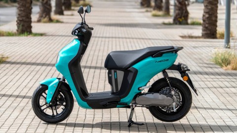 Warna baru motor listrik Yamaha Neo's model 2023. Foto: Yamaha