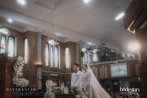 Pernikahan Jessica Mila dan Yakup Hasibuan di Gereja HKBP Rawamangun, Jakarta, Jumat (5/5/2023). Foto: Dok. Bridestory