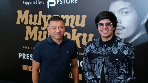 Konferensi pers single baru Atta Halilintar dan Anang Hermansyah, Senin (8/5/2023).   Foto: Aprilandika Pratama/kumparan