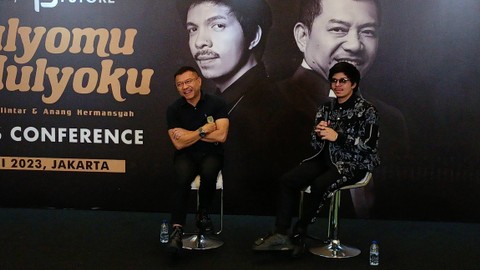 Konferensi pers single baru Atta Halilintar dan Anang Hermansyah, Senin (8/5/2023).   Foto: Aprilandika Pratama/kumparan