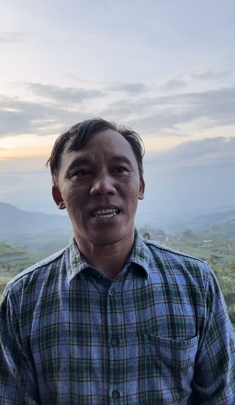 Pemilik sekaligus pengelola Silancur Highland, Bapak Jarwo. Foto: Gitario Vista Inasis/kumparan