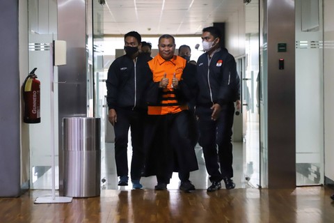 Kuasa hukum Lukas Enembe, SRR ditetapkan sebagai tersangka oleh KPK. Foto: Jamal Ramadhan/kumparan