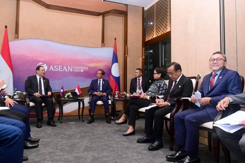 Presiden Jokowi melakukan pertemuan bilateral dengan PM Laos Foto: Muchlis Jr/Biro Pers Sekretariat Presiden