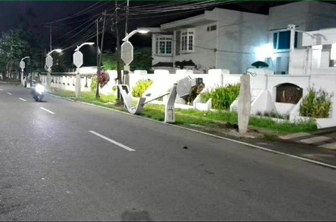 Proyek 'lampu pocong' Pemko Medan. Foto: Antara