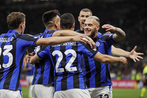 AC Milan vs Inter Milan di Liga Champions. Foto: Alessandro Garofalo/REUTERS