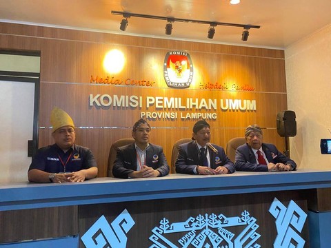 NasDem daftarkan 85 bacaleg di KPU, Lampung. | Foto: Sinta Yuliana /Lampung Geh