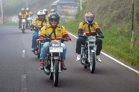 Rombongan King BY Non saat d perjalanan touring ke Bandung. (foto: EKo Nurhadi/King BY Non)