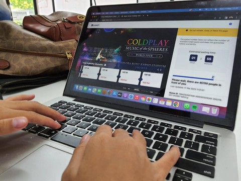 Ilustrasi war tiket Coldplay. Foto: Fitra Andrianto/kumparan