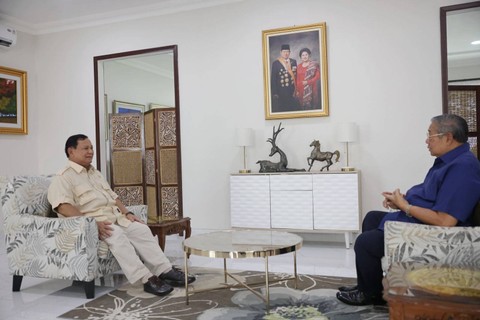 Ketum Gerindra Prabowo Subianto bertemu dengan Susilo Bambang Yudhoyono (SBY), Sabtu (20/5/2023). Foto: Tim Media Prabowo Subianto