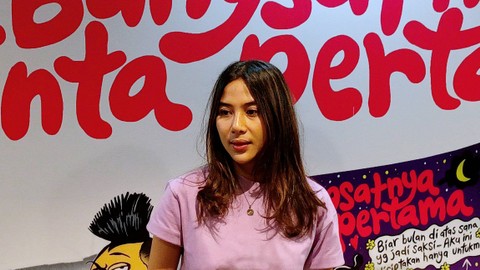 Aktris Adinda Thomas saat ditemui di Kawasan Grogol, Jakarta Barat, Sabtu (20/5/2023).   Foto: Aprilandika Pratama/kumparan