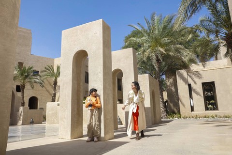 Marsha Timothy dan putrinya Jizzy di Bab Al Shams. Foto: DET