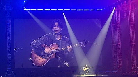 Konser Suga BTS Agust D Tour hari kedua di ICE BSD, Serpong, Sabtu (27/5).   Foto: Ela Nurlaela/kumparan