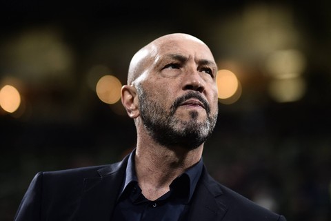 Walter Zenga, legenda sepak bola Italia dan Inter Milan. Foto: MARCO BERTORELLO / AFP