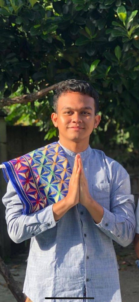 Muhammad Fahmi Herdiafan (18) warga Kampung Baru, Labuhan Ratu menjadi jemaah termuda. | Foto: Istimewa