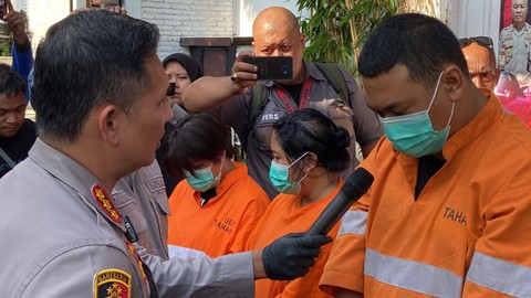 Polresta Malang Kota menangkap 3 orang tersangka penipuan penjualan tiket konser Coldplay, Senin (29/5/2023). Foto: Dok. Istimewa