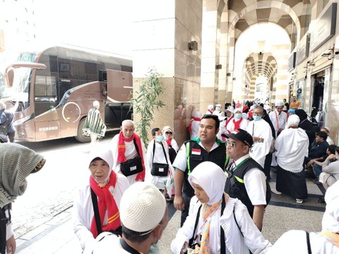 Jemaah haji di Madinah mulai bergerak ke Makkah. Foto: Dok. MCH 2023