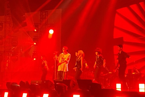 Penampilan Woodz di acara  Konser '2023 WOODZ WORLD TOUR (OO-LI) IN JAKARTA' yang digelar di The Kasablanka Hall, Sabtu (3/6).  Foto: Ela Nurlaela/kumparan