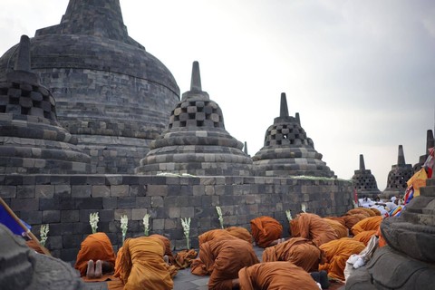 Perayaan Waisak di Candi Borobudur. Foto: dok. InJourney